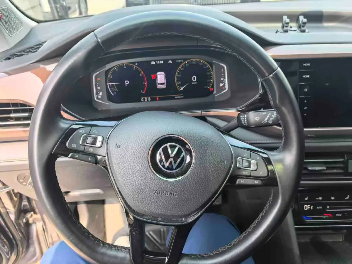 2021 Volkswagen Tharu 1.4T 150HP L4 7DCT,autocango,china used car exporter,china ev exporter,chinese used car exporter,chinese used ev exporter