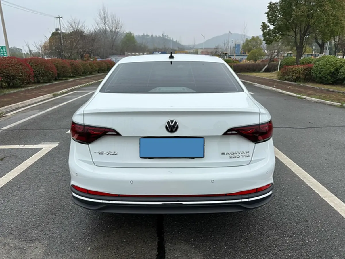 2025 Volkswagen Sagitar 1.2T 116HP L4 7DCT,autocango,china used car exporter,china ev exporter,chinese used car exporter,chinese used ev exporter