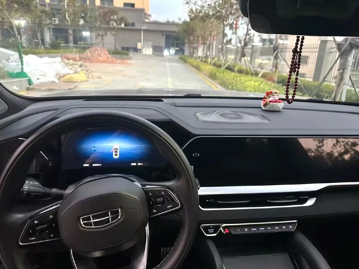 2024 Geely Monjaro 2.0T 238HP L4 8AT,autocango,china used car exporter,china ev exporter,chinese used car exporter,chinese used ev exporter