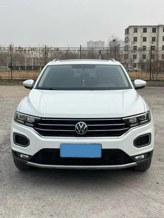 2022 Volkswagen T-Roc 1.4T 150HP L4 7DCT,autocango,china used car exporter,china ev exporter,chinese used car exporter,chinese used ev exporter