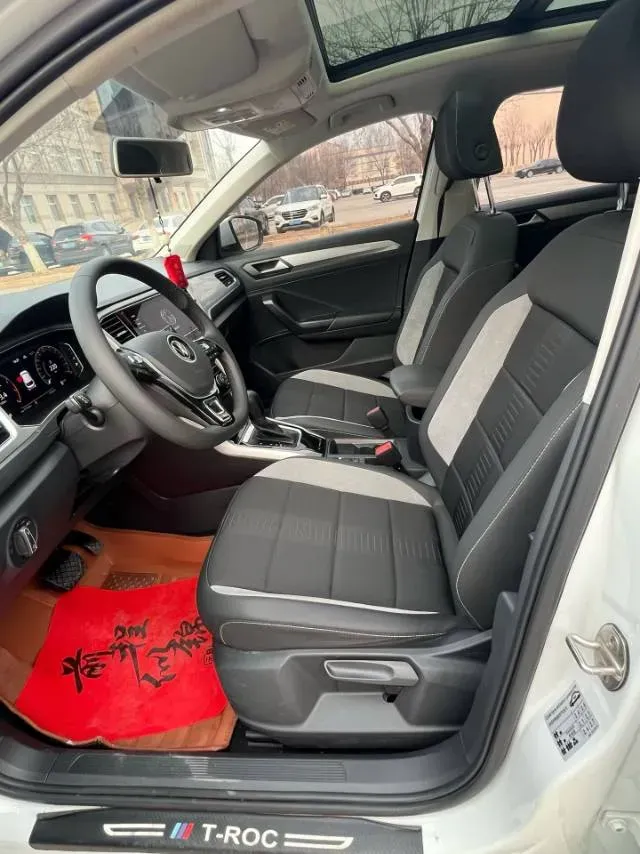2022 Volkswagen T-Roc 1.4T 150HP L4 7DCT,autocango,china used car exporter,china ev exporter,chinese used car exporter,chinese used ev exporter