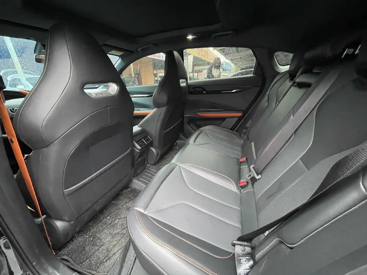 2024 ChangAn UNI-V 1.5T 188HP L4 7DCT,autocango,china used car exporter,china ev exporter,chinese used car exporter,chinese used ev exporter