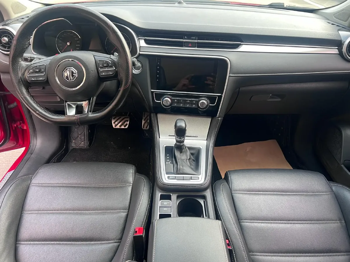 2019 MAXUS XinTu V80 2.5T 136HP L4 6AMT,autocango,china used car exporter,china ev exporter,chinese used car exporter,chinese used ev exporter