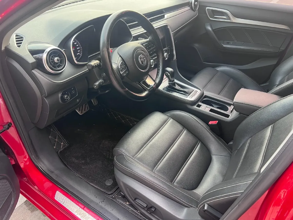 2019 MAXUS XinTu V80 2.5T 136HP L4 6AMT,autocango,china used car exporter,china ev exporter,chinese used car exporter,chinese used ev exporter