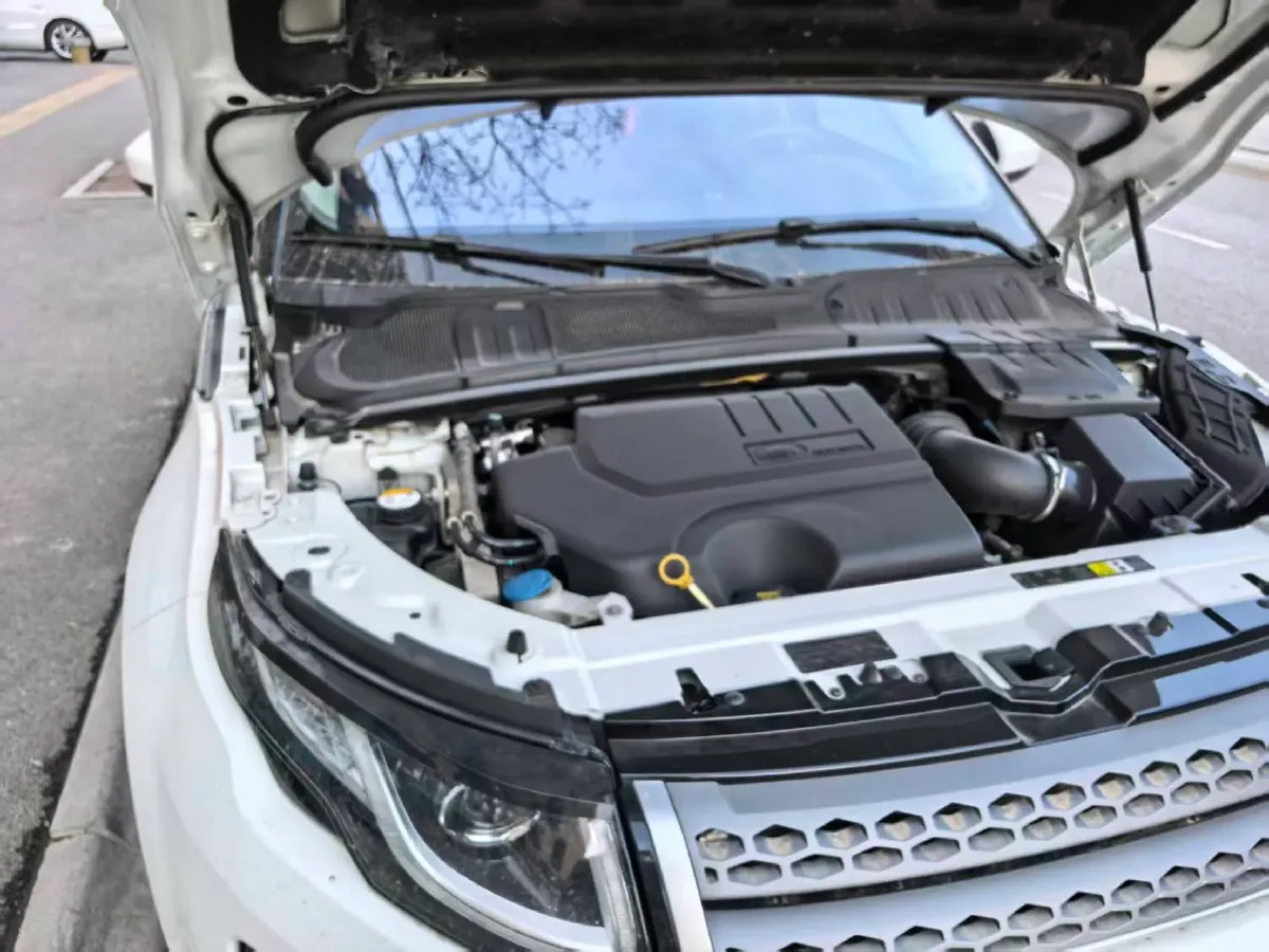 2018 Land Rover Range Rover Evoque 2.0T 241HP L4 9AT,autocango,china used car exporter,china ev exporter,chinese used car exporter,chinese used ev exporter