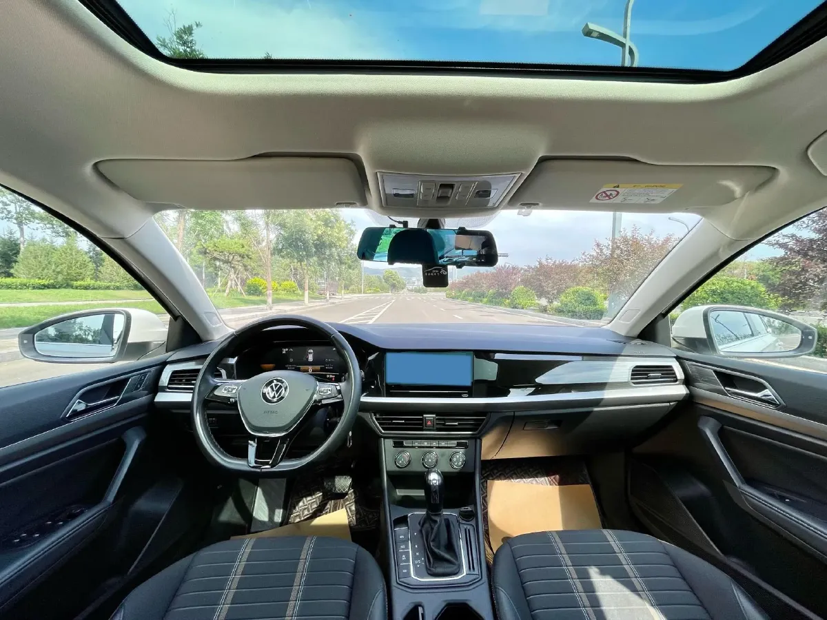 2021 Volkswagen Lavida 1.4T 150HP L4 7DCT,autocango,china used car exporter,china ev exporter,chinese used car exporter,chinese used ev exporter