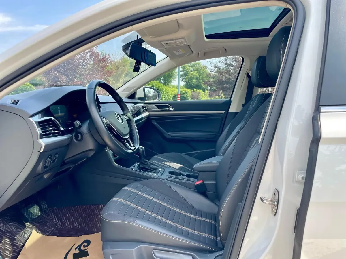 2021 Volkswagen Lavida 1.4T 150HP L4 7DCT,autocango,china used car exporter,china ev exporter,chinese used car exporter,chinese used ev exporter