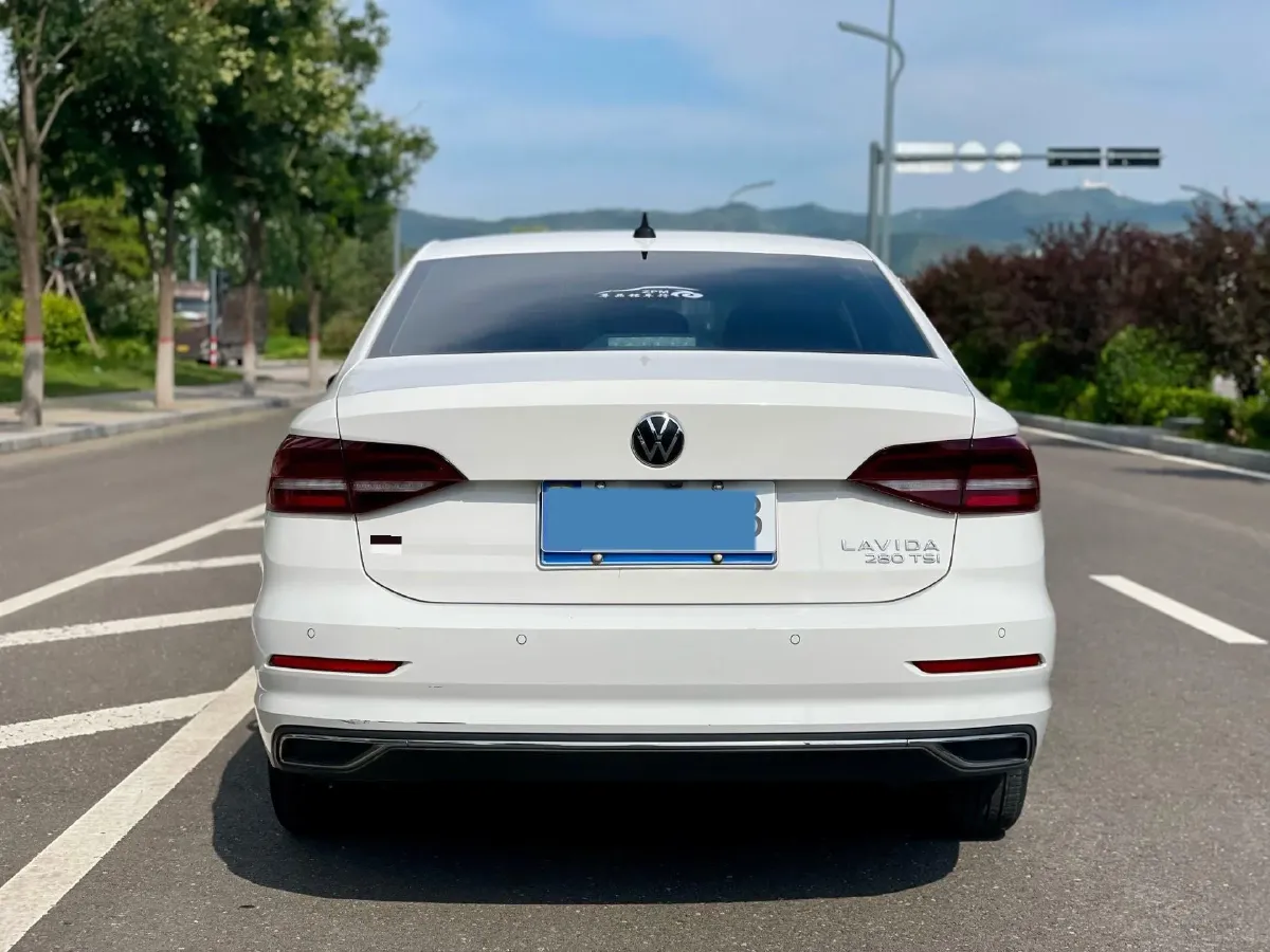 2021 Volkswagen Lavida 1.4T 150HP L4 7DCT,autocango,china used car exporter,china ev exporter,chinese used car exporter,chinese used ev exporter