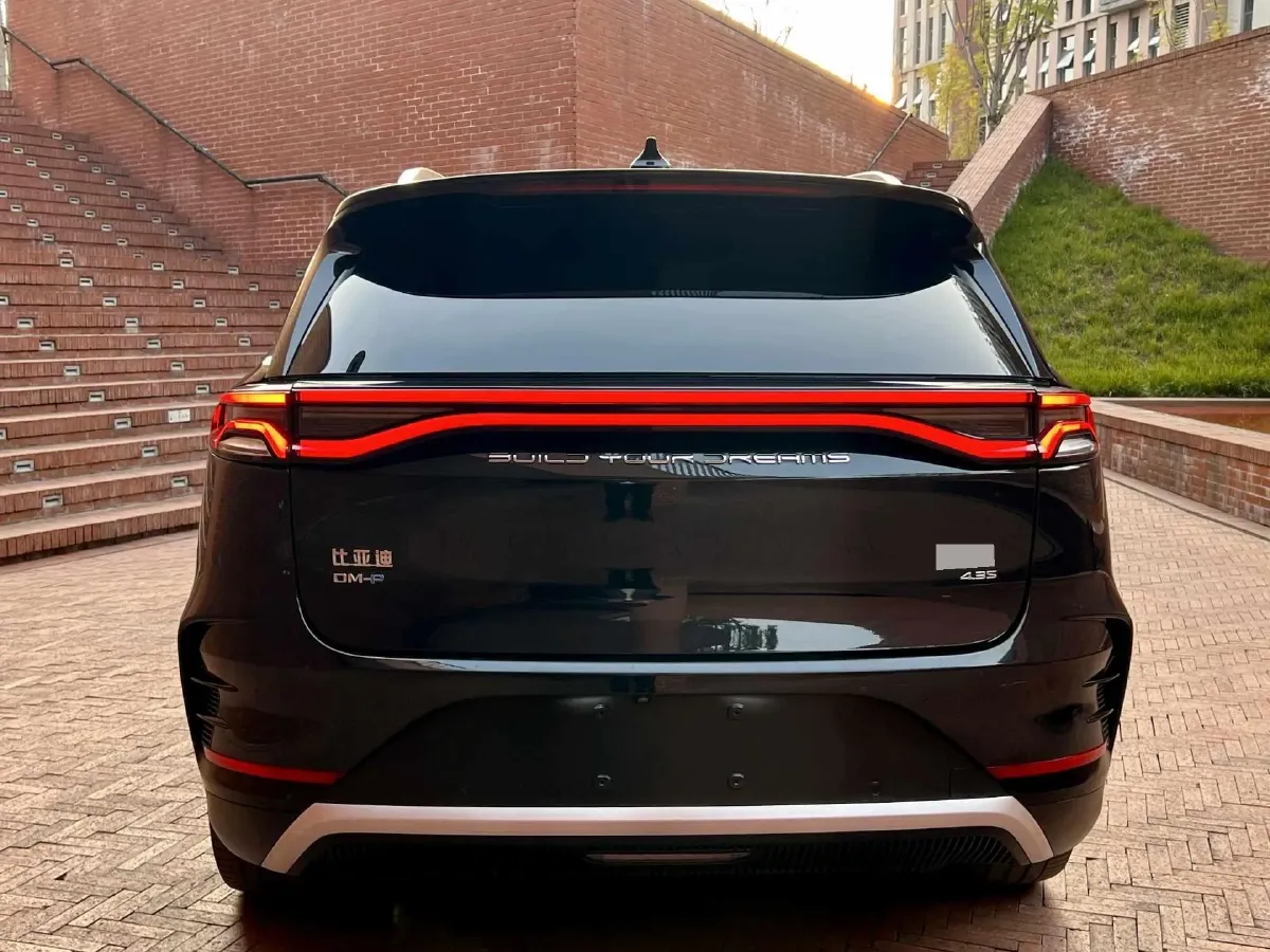 2022 Jeep Grand Commander 2.0T 265HP L4 9AT,autocango,china used car exporter,china ev exporter,chinese used car exporter,chinese used ev exporter