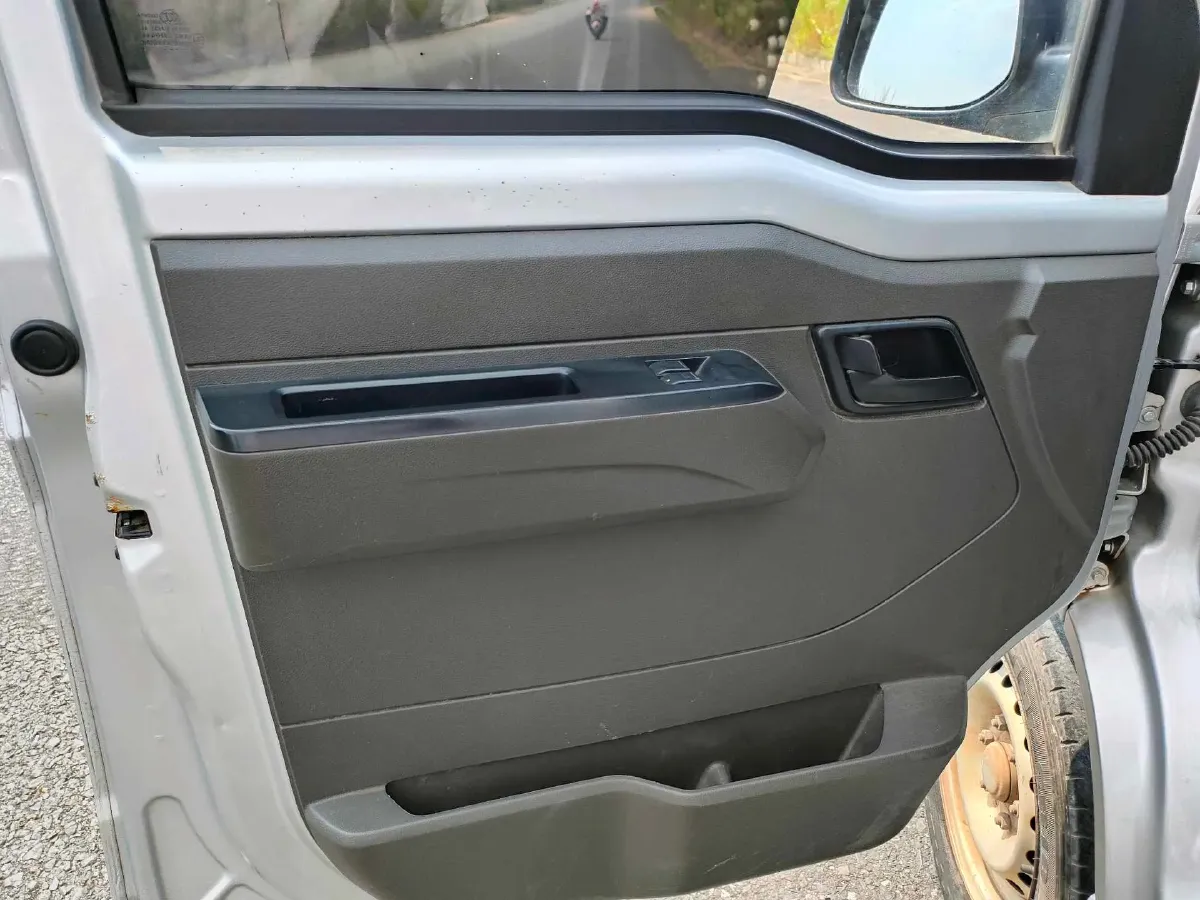 2019 WuLing RongGuang New Truck 1.5L 107HP L4 5MT,autocango,china used car exporter,china ev exporter,chinese used car exporter,chinese used ev exporter