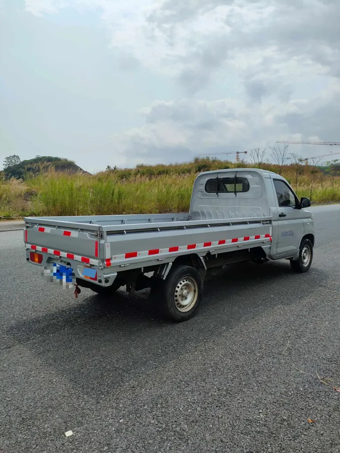 2019 WuLing RongGuang New Truck 1.5L 107HP L4 5MT,autocango,china used car exporter,china ev exporter,chinese used car exporter,chinese used ev exporter