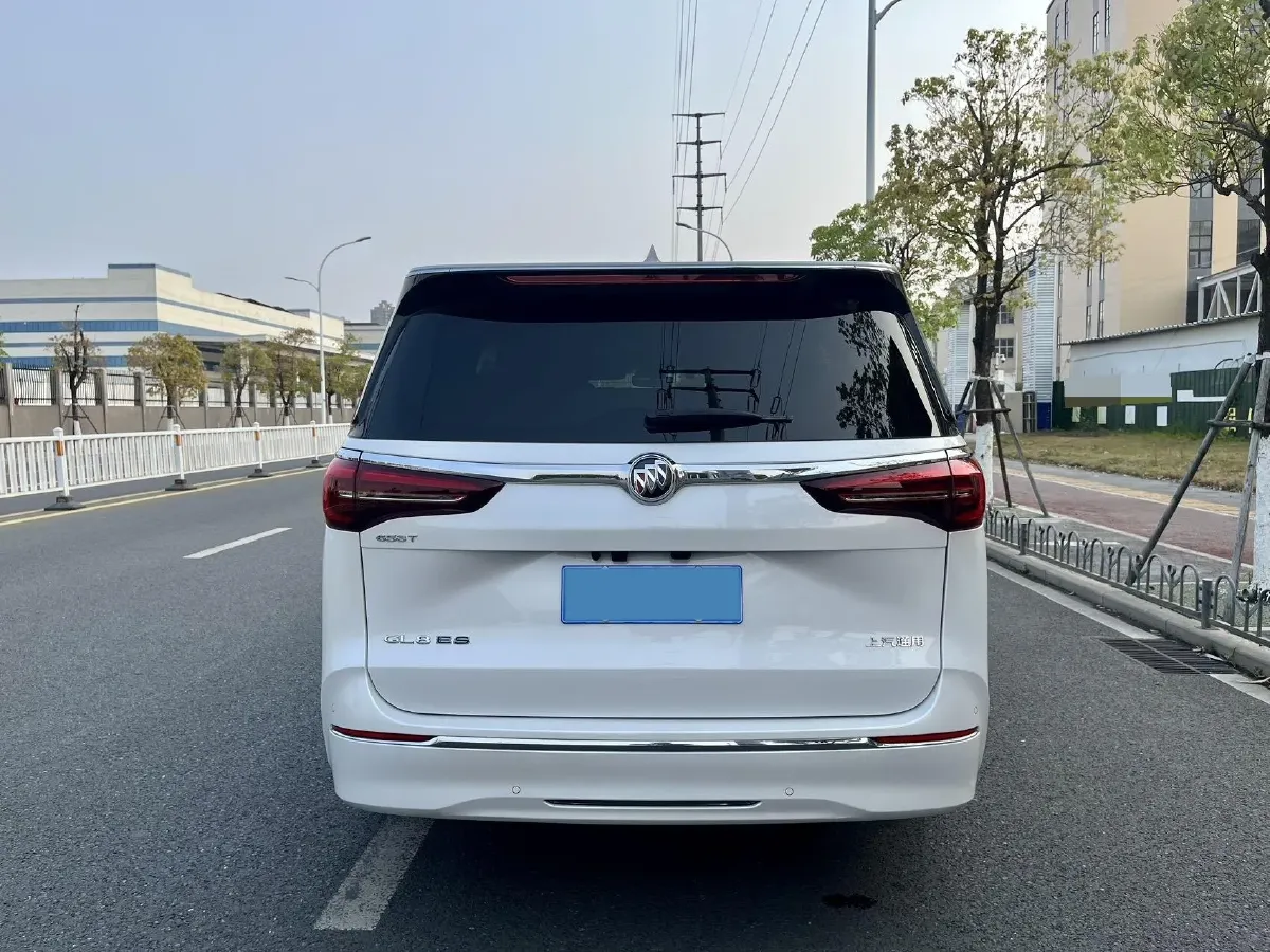 2020 Buick GL8 2.0T 237HP L4 9AT,autocango,china used car exporter,china ev exporter,chinese used car exporter,chinese used ev exporter