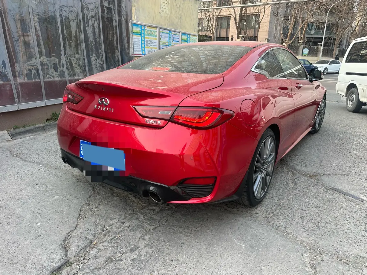 2017 Infiniti Q60 2.0T 211HP L4 7AT,autocango,china used car exporter,china ev exporter,chinese used car exporter,chinese used ev exporter