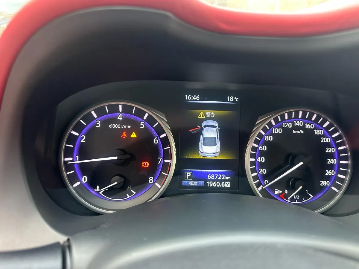 2017 Infiniti Q60 2.0T 211HP L4 7AT,autocango,china used car exporter,china ev exporter,chinese used car exporter,chinese used ev exporter