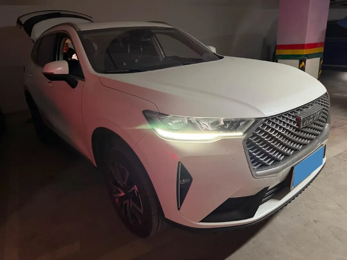 2022 Haval H6 1.5T 184HP L4 7DCT,autocango,china used car exporter,china ev exporter,chinese used car exporter,chinese used ev exporter