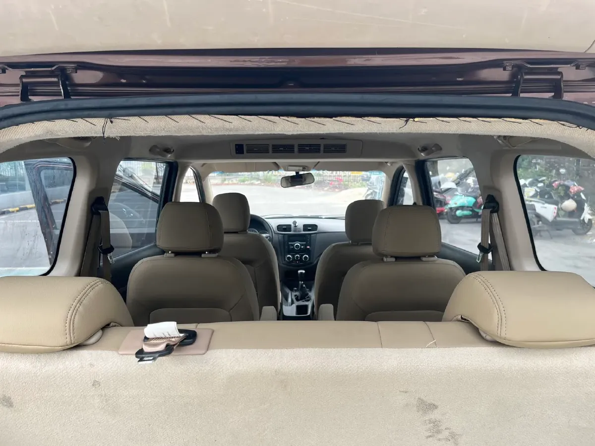 2016 WuLing HongGuang 1.5L 112HP L4 5MT,autocango,china used car exporter,china ev exporter,chinese used car exporter,chinese used ev exporter