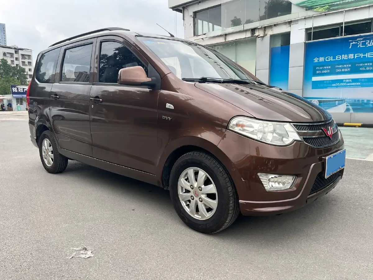 2016 WuLing HongGuang 1.5L 112HP L4 5MT,autocango,china used car exporter,china ev exporter,chinese used car exporter,chinese used ev exporter