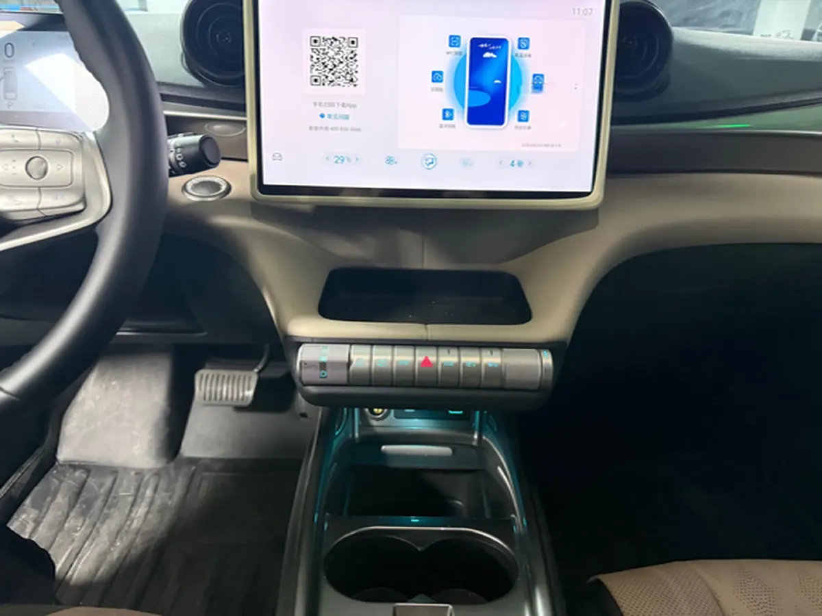 2024 BYD Dolphin BEV 44.928KWH,autocango,china used car exporter,china ev exporter,chinese used car exporter,chinese used ev exporter