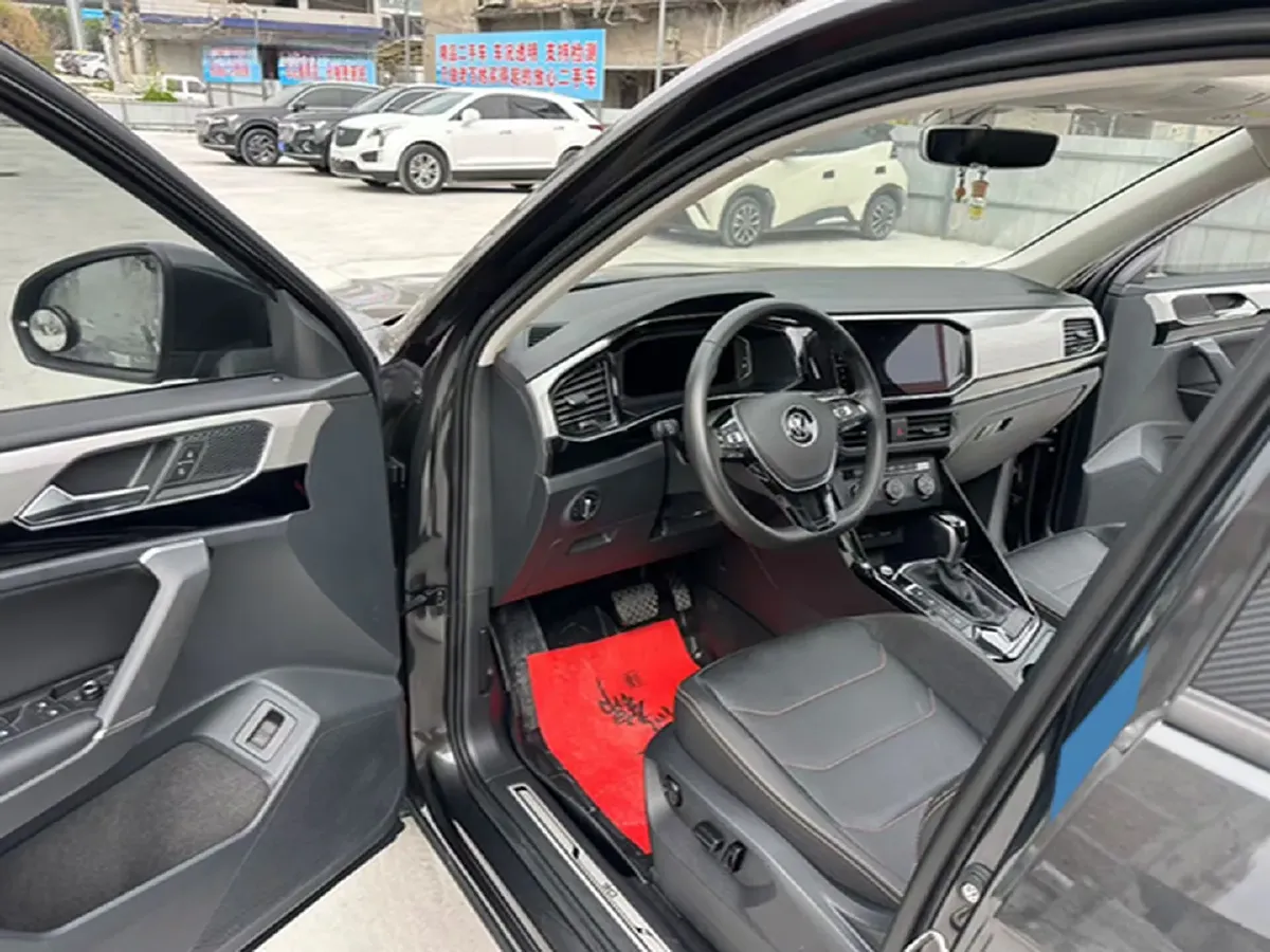 2021 Volkswagen Tayron 2.0T 186HP L4 7DCT,autocango,china used car exporter,china ev exporter,chinese used car exporter,chinese used ev exporter