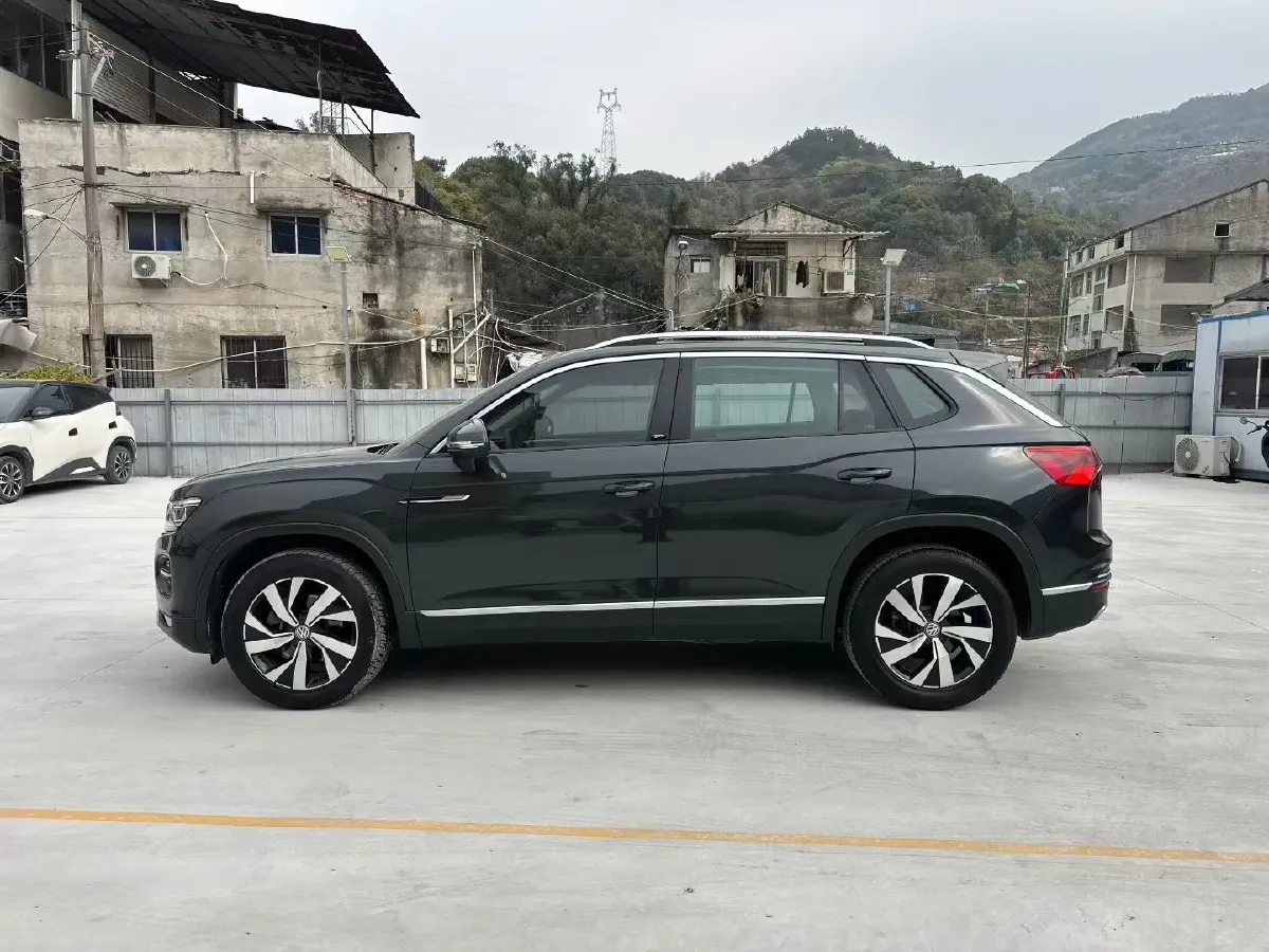 2021 Volkswagen Tayron 2.0T 186HP L4 7DCT,autocango,china used car exporter,china ev exporter,chinese used car exporter,chinese used ev exporter