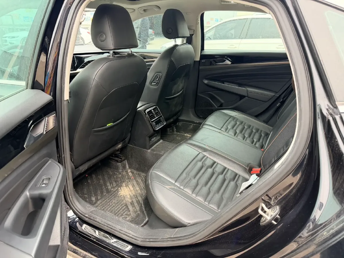 2019 Skoda Kodiak 2.0T 186HP L4 7DCT,autocango,china used car exporter,china ev exporter,chinese used car exporter,chinese used ev exporter