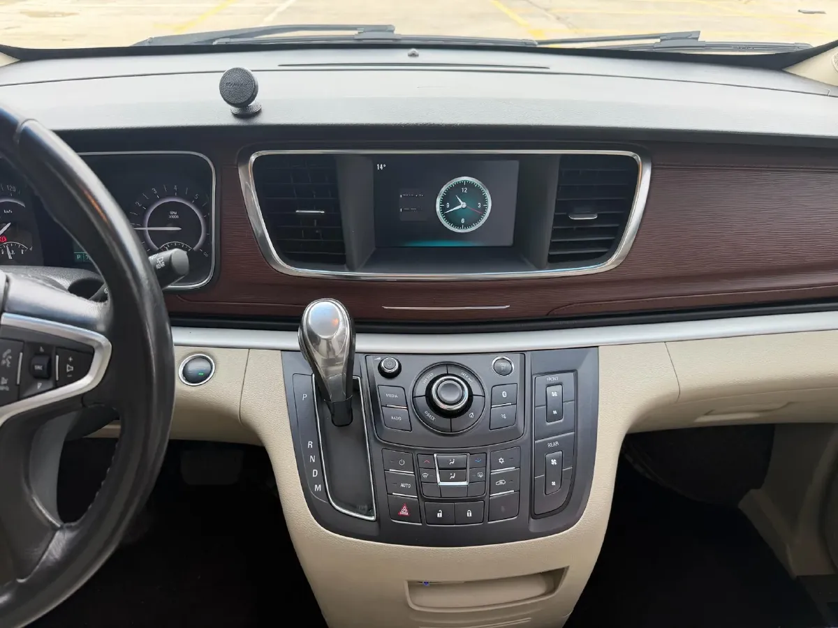 2018 Buick GL8 2.0T 260HP L4 6AT,autocango,china used car exporter,china ev exporter,chinese used car exporter,chinese used ev exporter