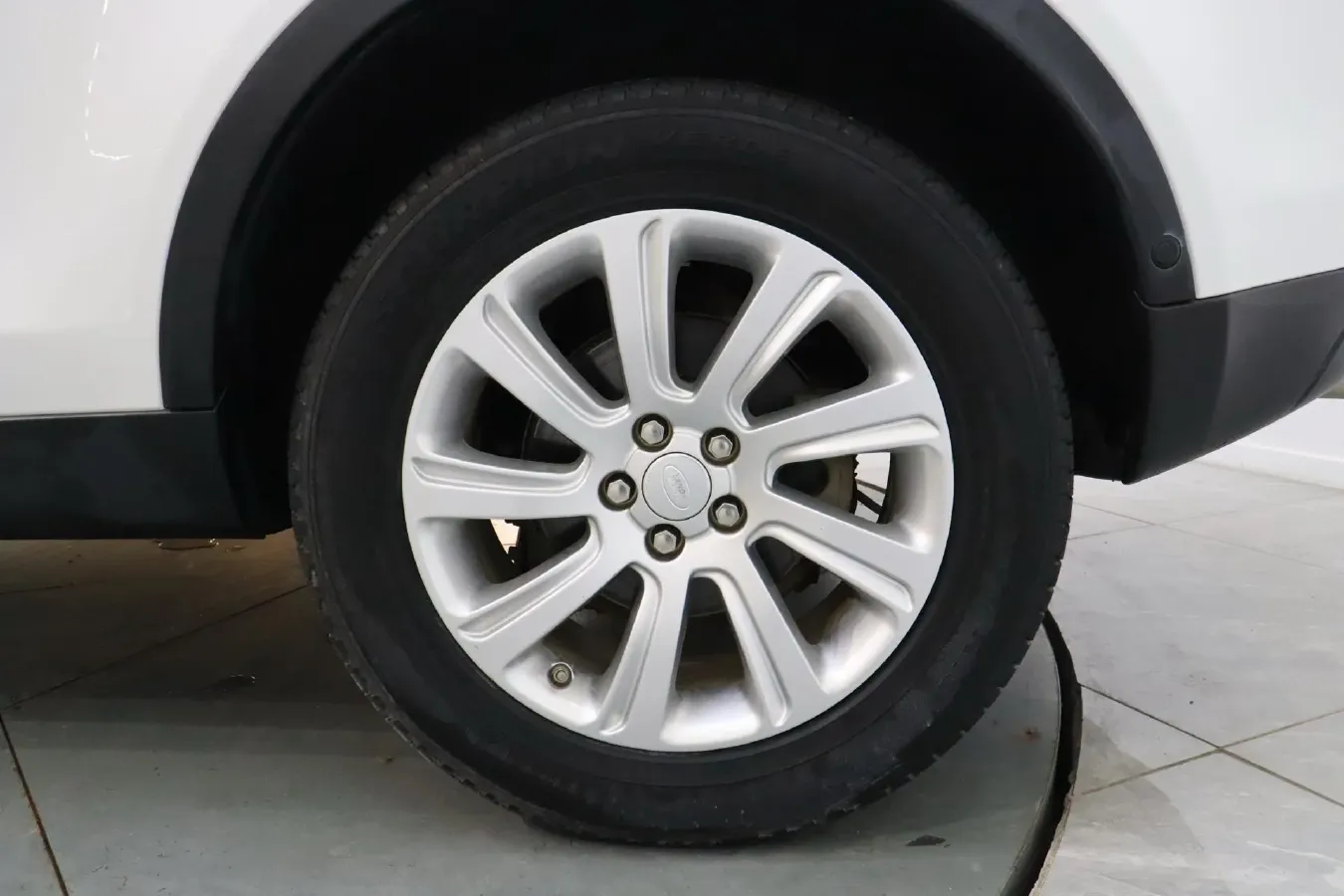 2018 Land Rover Discovery Sport 2.0T 241HP L4 9AT,autocango,china used car exporter,china ev exporter,chinese used car exporter,chinese used ev exporter