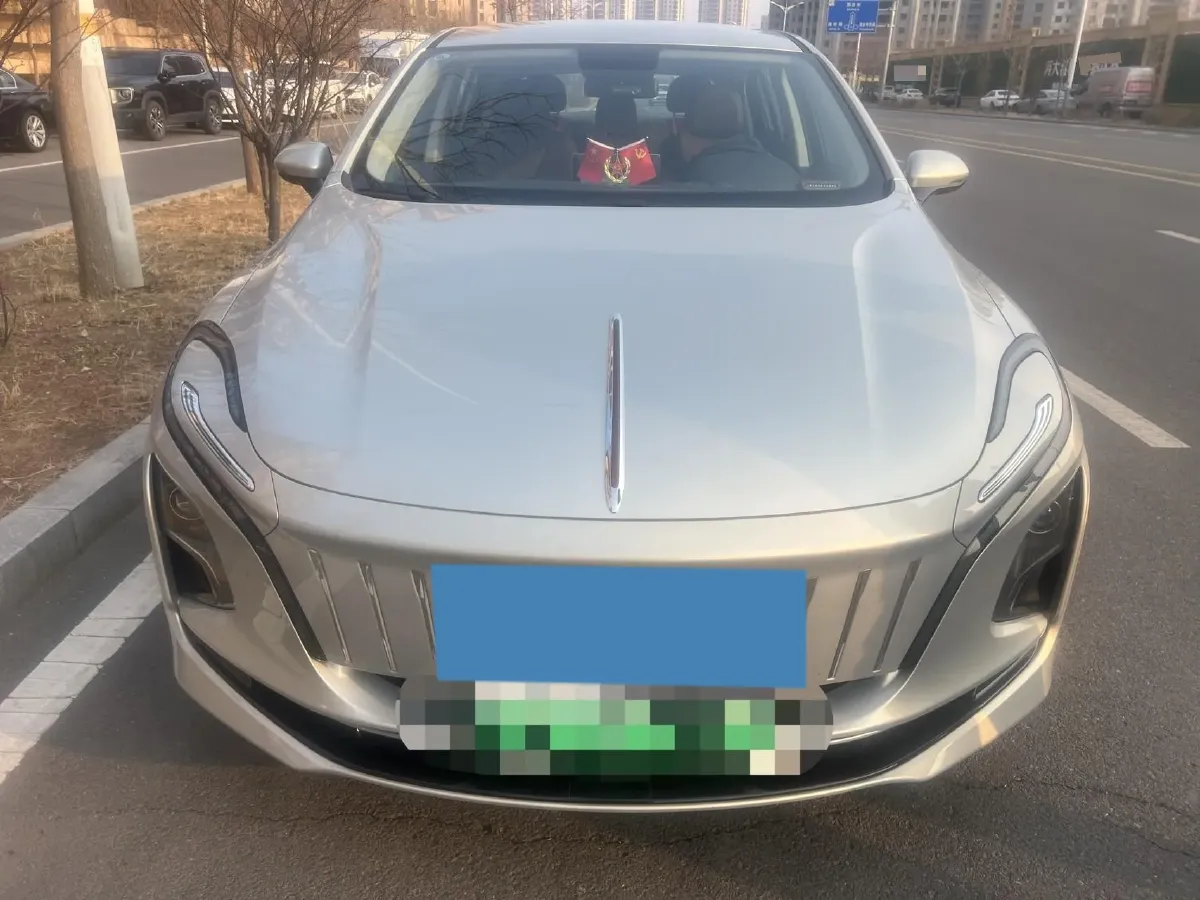 2024 HongQi E-QM5 BEV 72KWH,autocango,china used car exporter,china ev exporter,chinese used car exporter,chinese used ev exporter