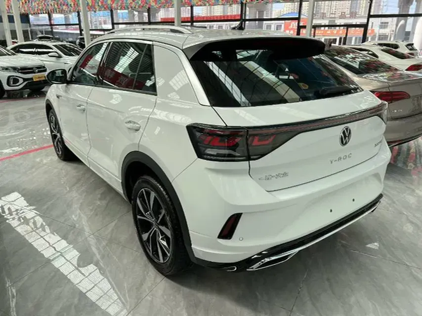 2024 Volkswagen T-Roc 1.4T 150HP L4 7DCT,autocango,china used car exporter,china ev exporter,chinese used car exporter,chinese used ev exporter