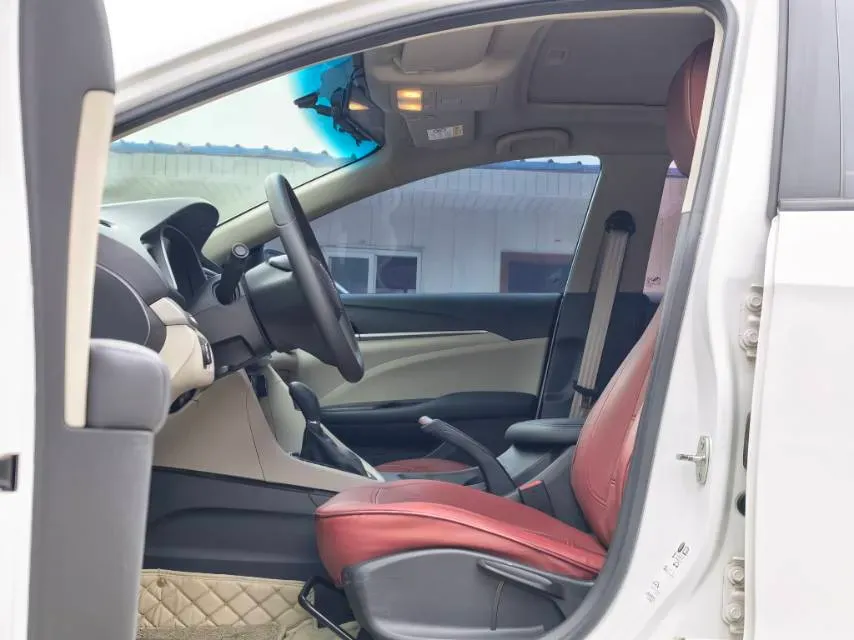 2021 Buick Excelle 1.5L 113HP L4 6AT,autocango,china used car exporter,china ev exporter,chinese used car exporter,chinese used ev exporter