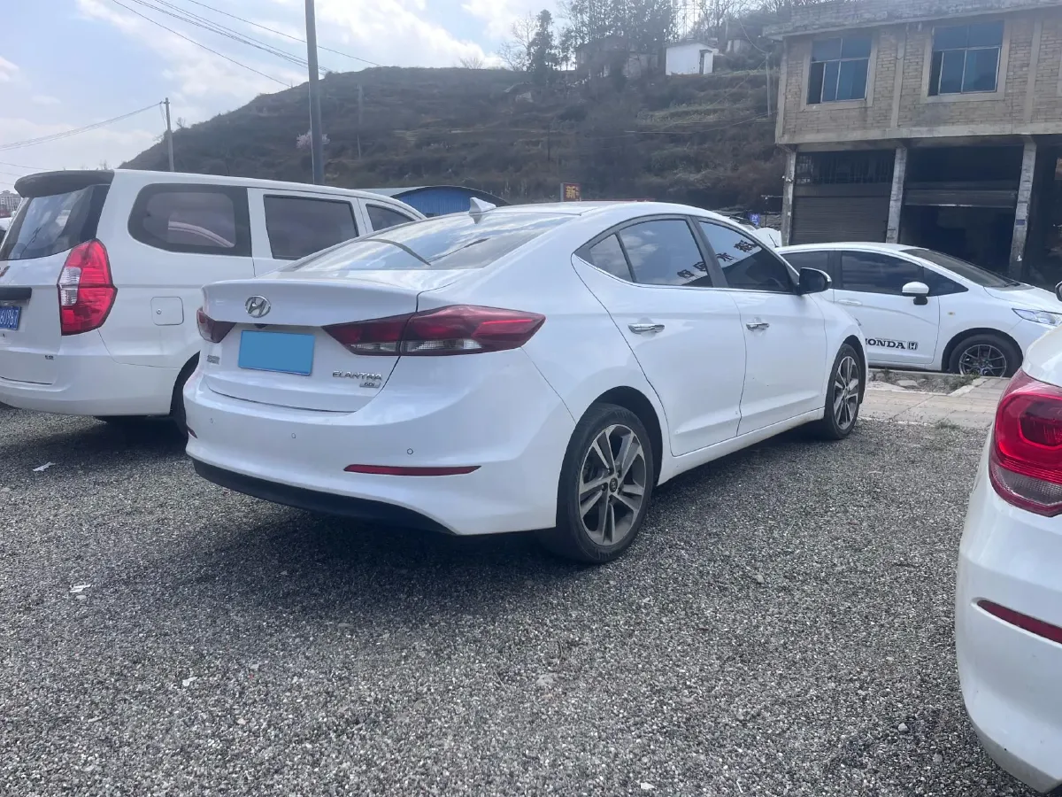 2016 Hyundai Elantra 1.6L 130HP L4 6AT,autocango,china used car exporter,china ev exporter,chinese used car exporter,chinese used ev exporter