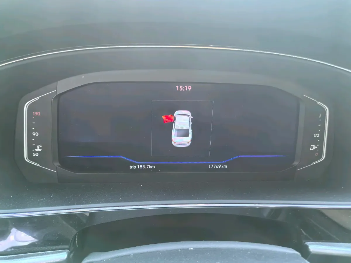 2024 Volkswagen Passat 2.0T 220HP L4 7DCT,autocango,china used car exporter,china ev exporter,chinese used car exporter,chinese used ev exporter