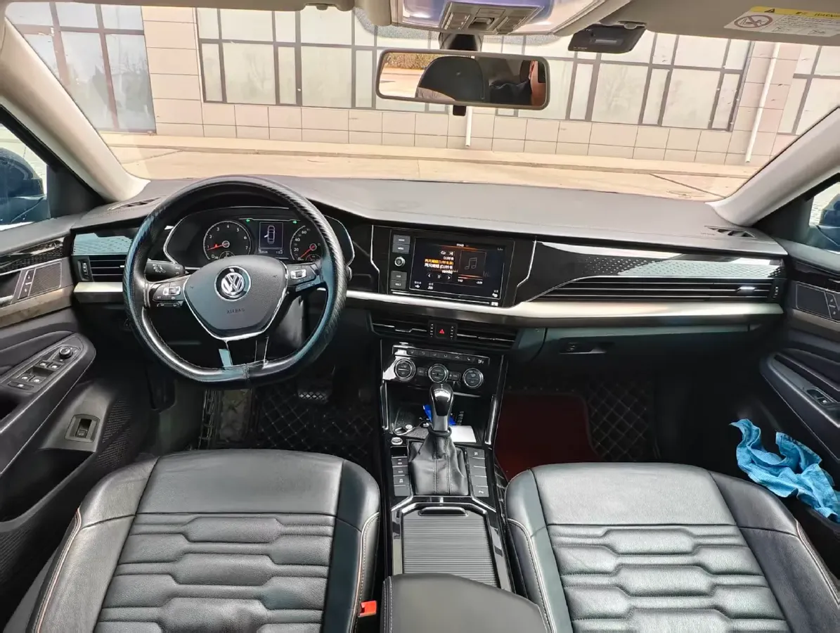 2019 Skoda Kodiak 2.0T 186HP L4 7DCT,autocango,china used car exporter,china ev exporter,chinese used car exporter,chinese used ev exporter