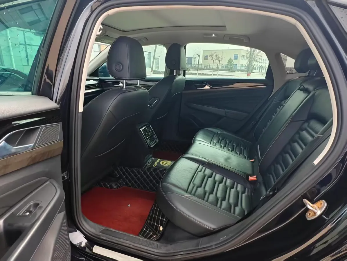 2019 Skoda Kodiak 2.0T 186HP L4 7DCT,autocango,china used car exporter,china ev exporter,chinese used car exporter,chinese used ev exporter