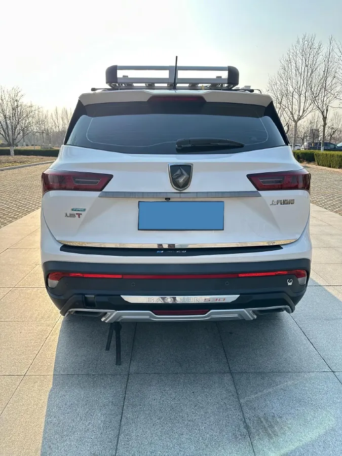 2018 BaoJun 530 1.5T 150HP L4 6MT,autocango,china used car exporter,china ev exporter,chinese used car exporter,chinese used ev exporter