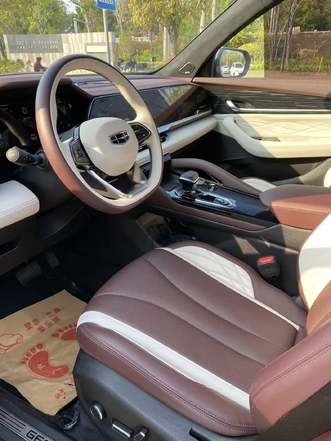 2021 Geely Monjaro 2.0T 218HP L4 7DCT,autocango,china used car exporter,china ev exporter,chinese used car exporter,chinese used ev exporter