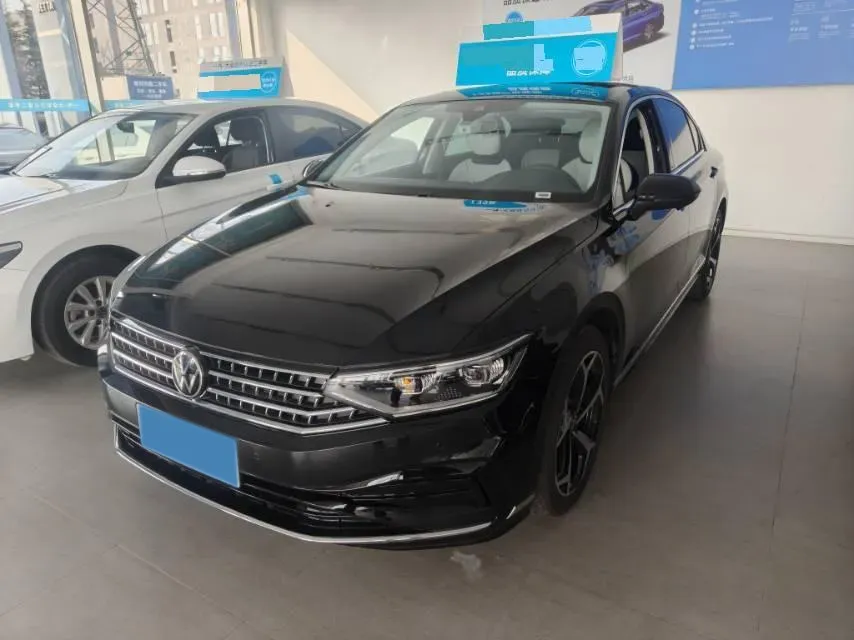 2026 Volkswagen Magotan 2.0T 220HP L4 7DCT,autocango,china used car exporter,china ev exporter,chinese used car exporter,chinese used ev exporter