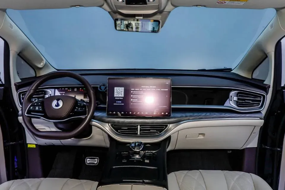 2025 Denza D9 1.5T 156HP L4 E-CVT PHEV 40KWH,autocango,china used car exporter,china ev exporter,chinese used car exporter,chinese used ev exporter