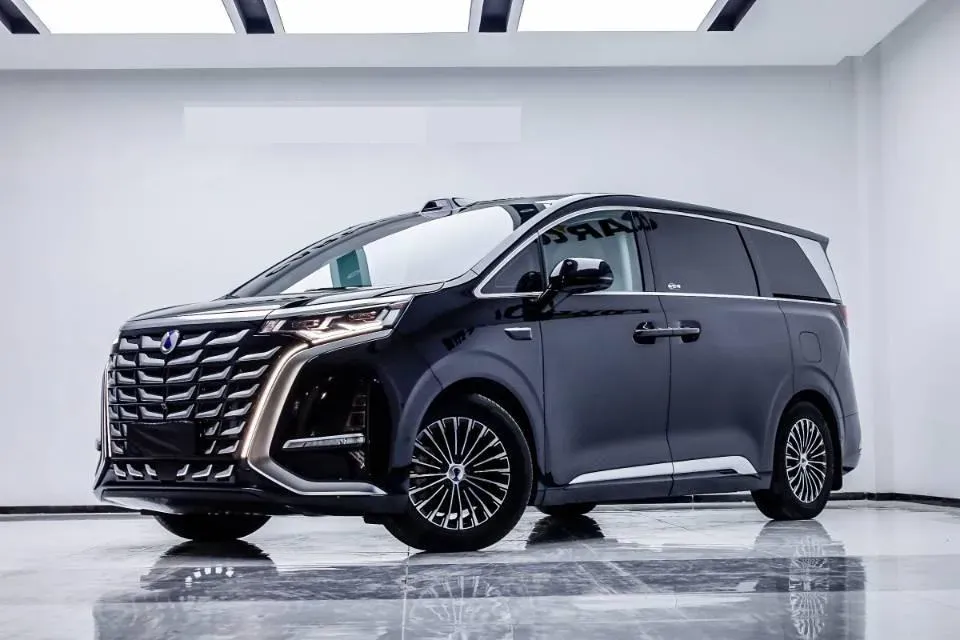 2025 Denza D9 1.5T 156HP L4 E-CVT PHEV 40KWH,autocango,china used car exporter,china ev exporter,chinese used car exporter,chinese used ev exporter