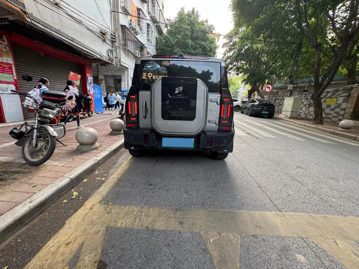 2024 Jetour ShanHai TravellerC-DM 1.5T 156HP L4 3DHT PHEV 26.7KWH,autocango,china used car exporter,china ev exporter,chinese used car exporter,chinese used ev exporter