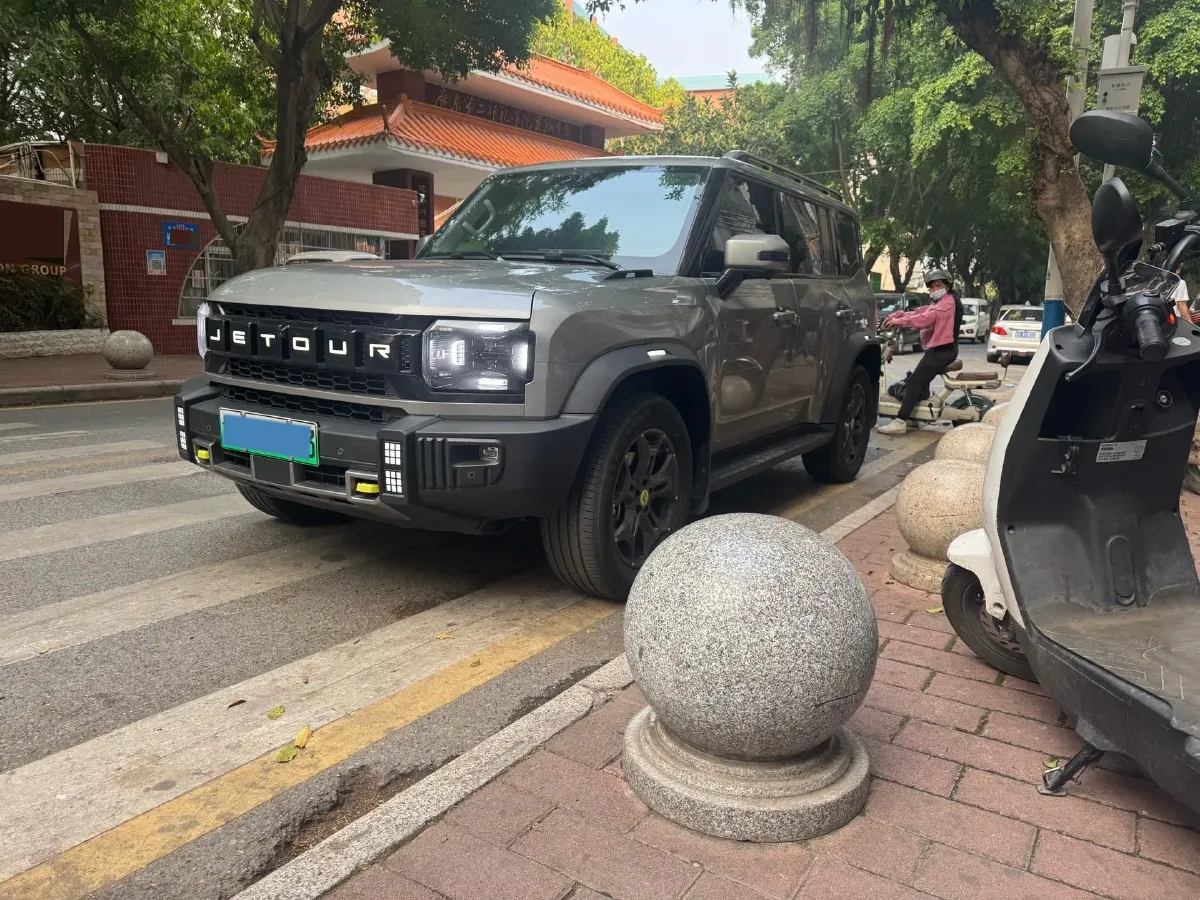 2024 Jetour ShanHai TravellerC-DM 1.5T 156HP L4 3DHT PHEV 26.7KWH,autocango,china used car exporter,china ev exporter,chinese used car exporter,chinese used ev exporter