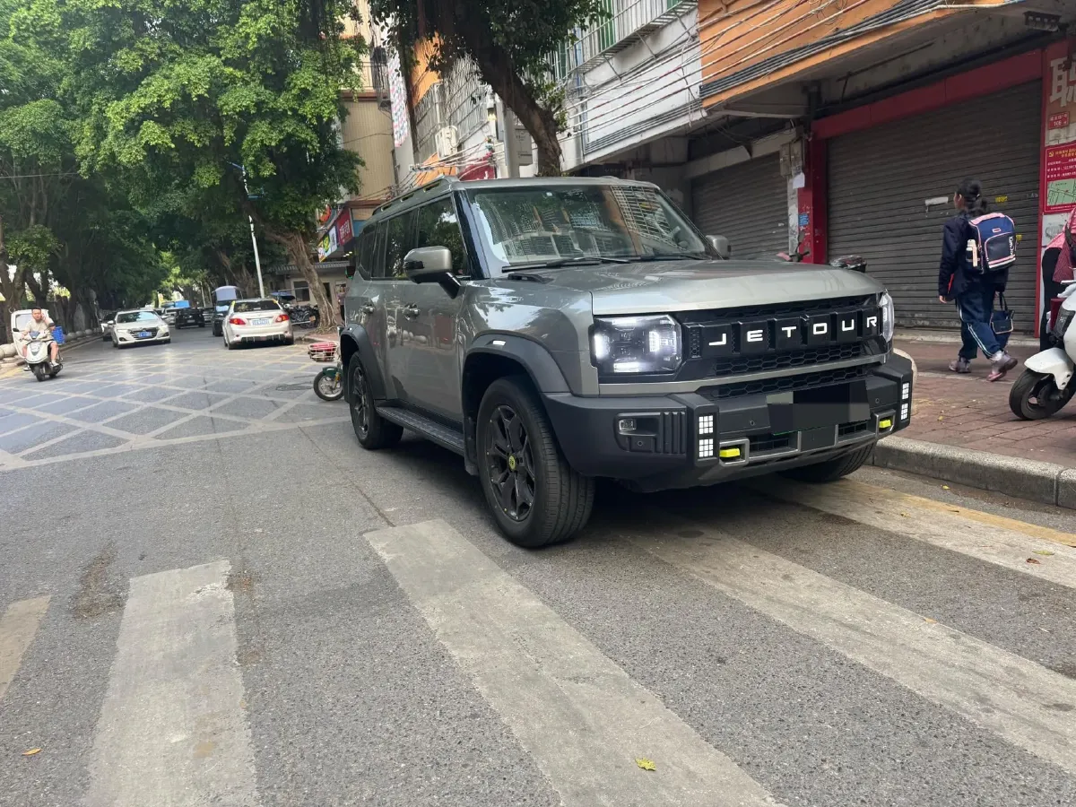 2024 Jetour ShanHai TravellerC-DM 1.5T 156HP L4 3DHT PHEV 26.7KWH,autocango,china used car exporter,china ev exporter,chinese used car exporter,chinese used ev exporter