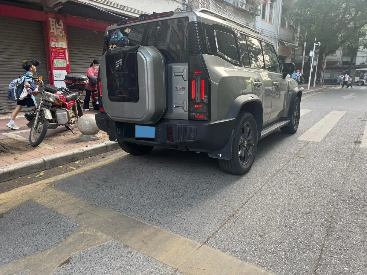 2024 Jetour ShanHai TravellerC-DM 1.5T 156HP L4 3DHT PHEV 26.7KWH,autocango,china used car exporter,china ev exporter,chinese used car exporter,chinese used ev exporter