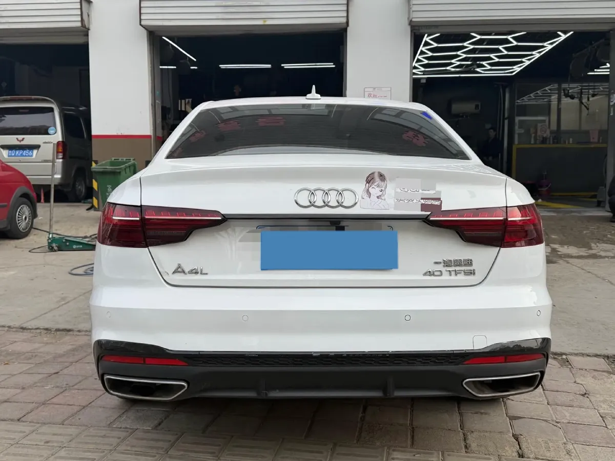 2023 Audi A4L 2.0T 190HP L4 7DCT,autocango,china used car exporter,china ev exporter,chinese used car exporter,chinese used ev exporter