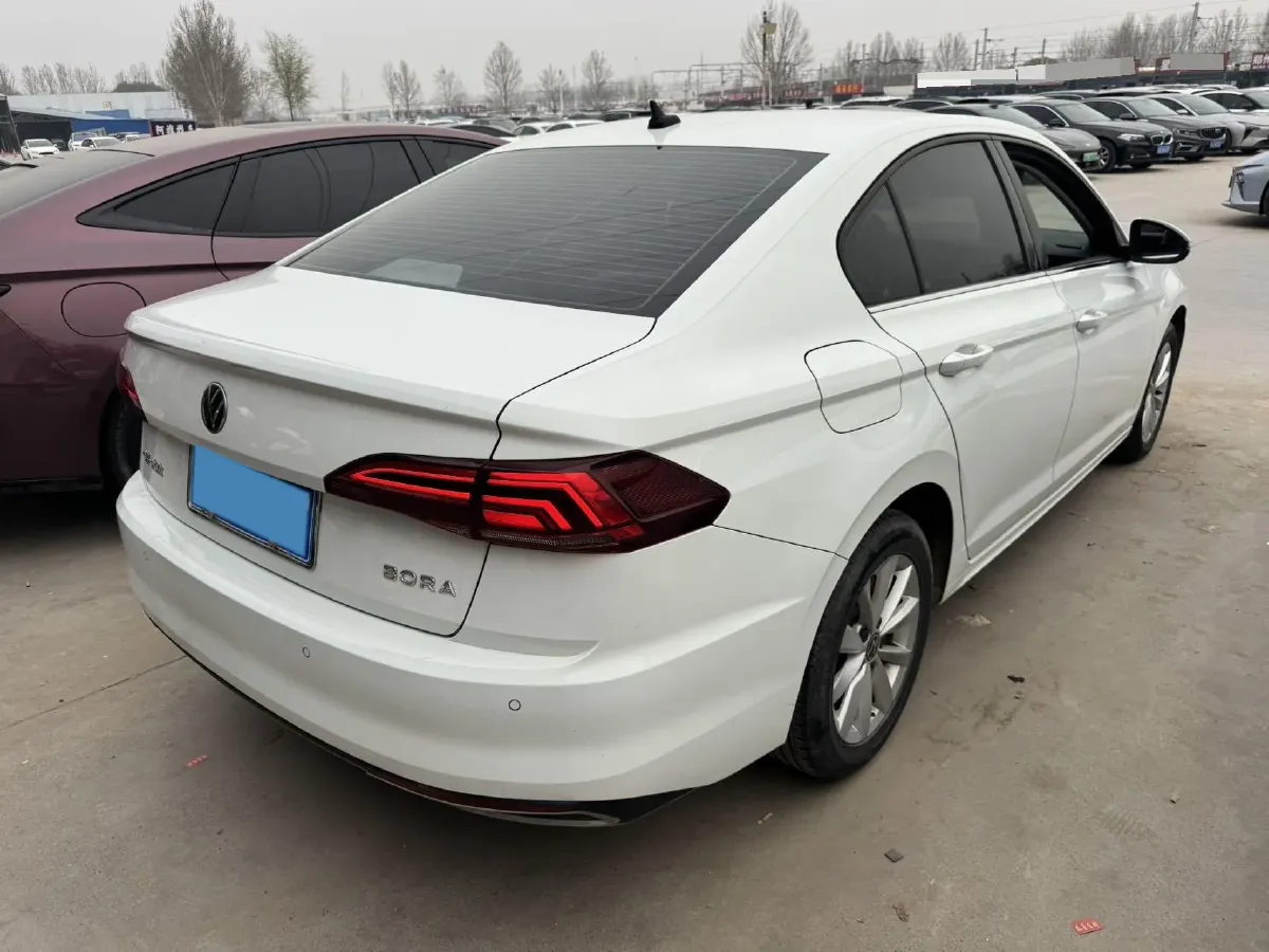 2021 Volkswagen Bora 1.5L 113HP L4 6AT,autocango,china used car exporter,china ev exporter,chinese used car exporter,chinese used ev exporter