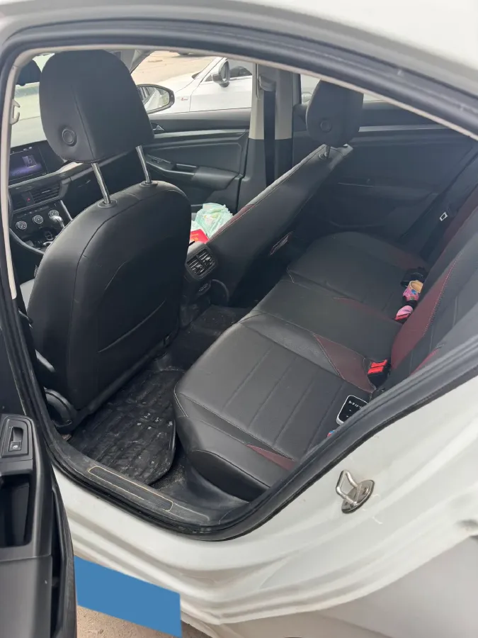 2021 Volkswagen Bora 1.5L 113HP L4 6AT,autocango,china used car exporter,china ev exporter,chinese used car exporter,chinese used ev exporter