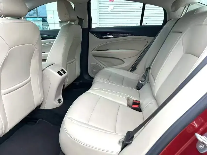 2020 Buick Regal 1.5T 169HP L4 9AT,autocango,china used car exporter,china ev exporter,chinese used car exporter,chinese used ev exporter
