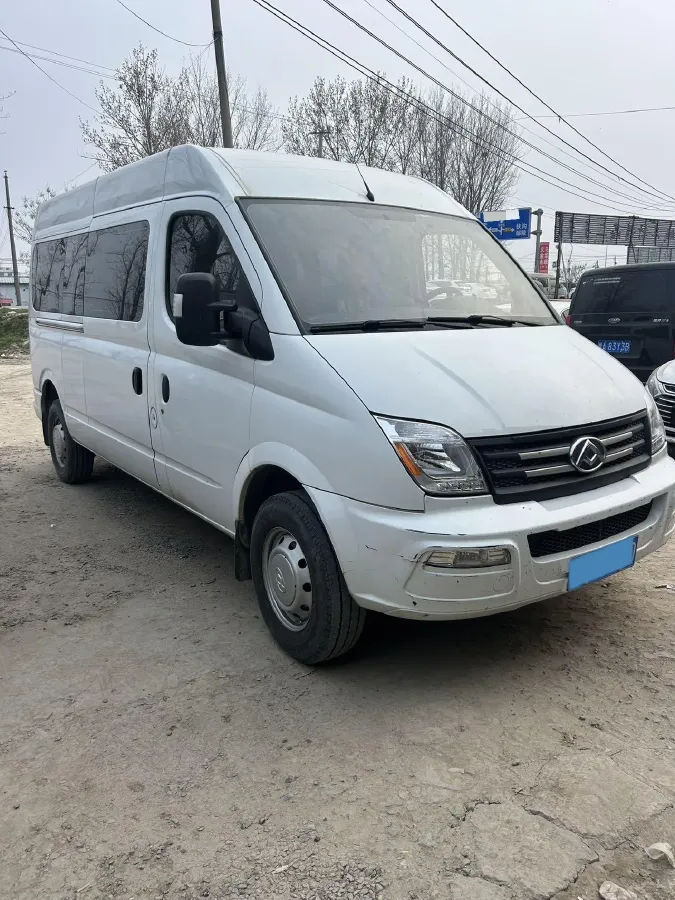 2021 MAXUS XinTu V80 2.0T 139HP L4 6MT,autocango,china used car exporter,china ev exporter,chinese used car exporter,chinese used ev exporter