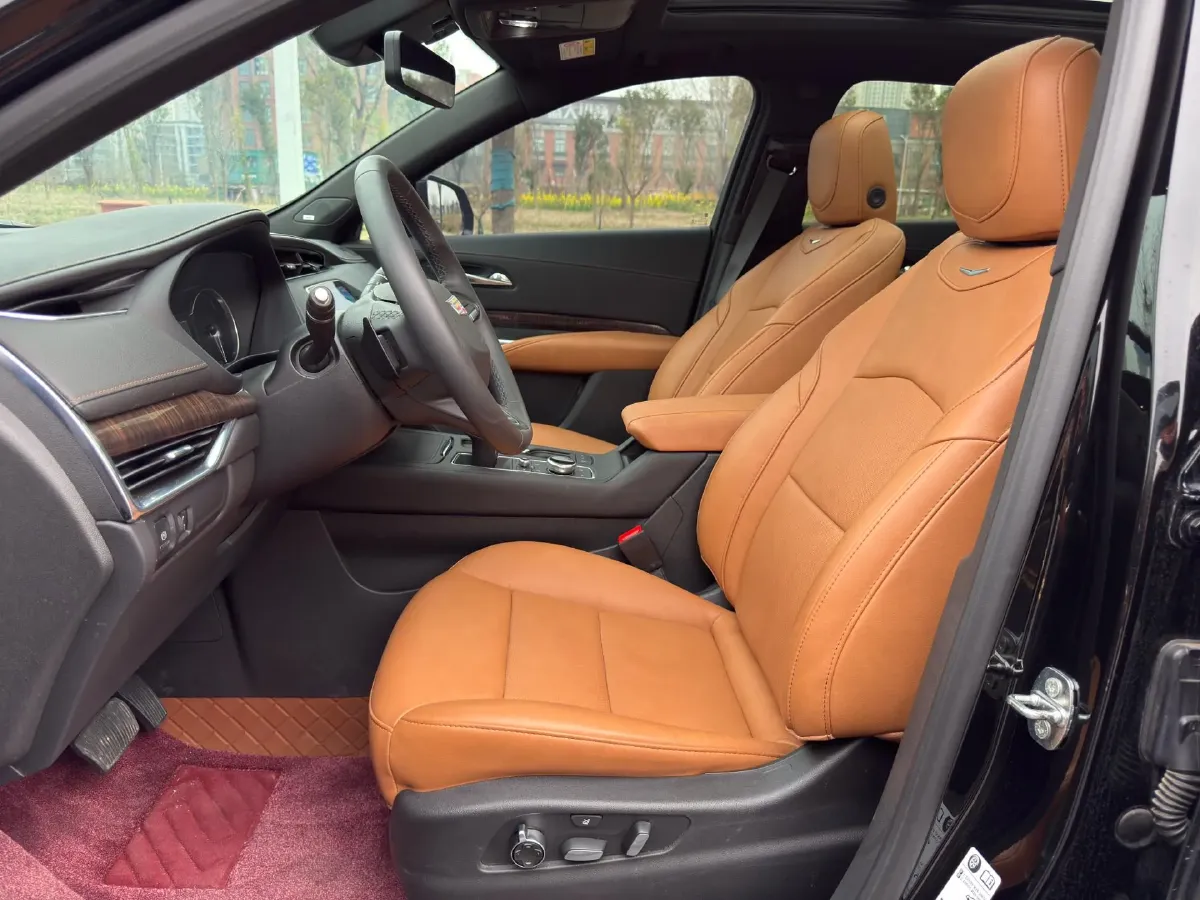 2023 Cadillac XT4 2.0T 237HP L4 9AT,autocango,china used car exporter,china ev exporter,chinese used car exporter,chinese used ev exporter