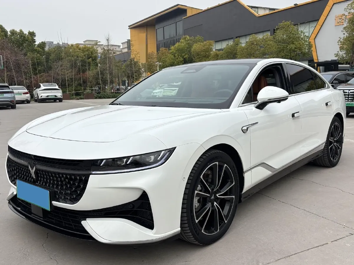 2024 Voyah ZhuiGuang 1.5T 136HP L4 PHEV 43KWH,autocango,china used car exporter,china ev exporter,chinese used car exporter,chinese used ev exporter